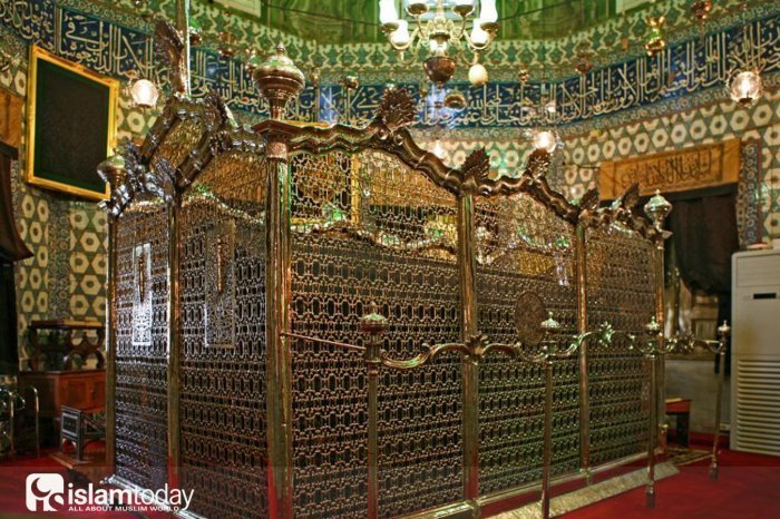 Гробница Абу Айюба аль-Ансари (Источник фото: yandex.ru). 