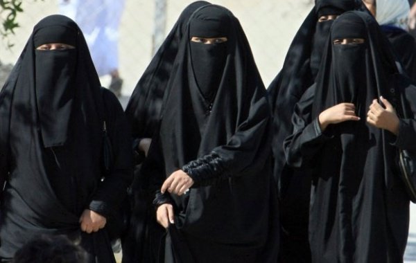 Image result for фото одежда женщин в исламе чадра паранджа