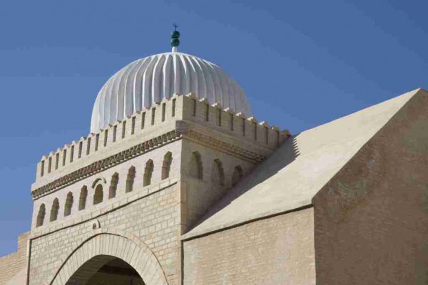 Мечеть Укба в Тунисе